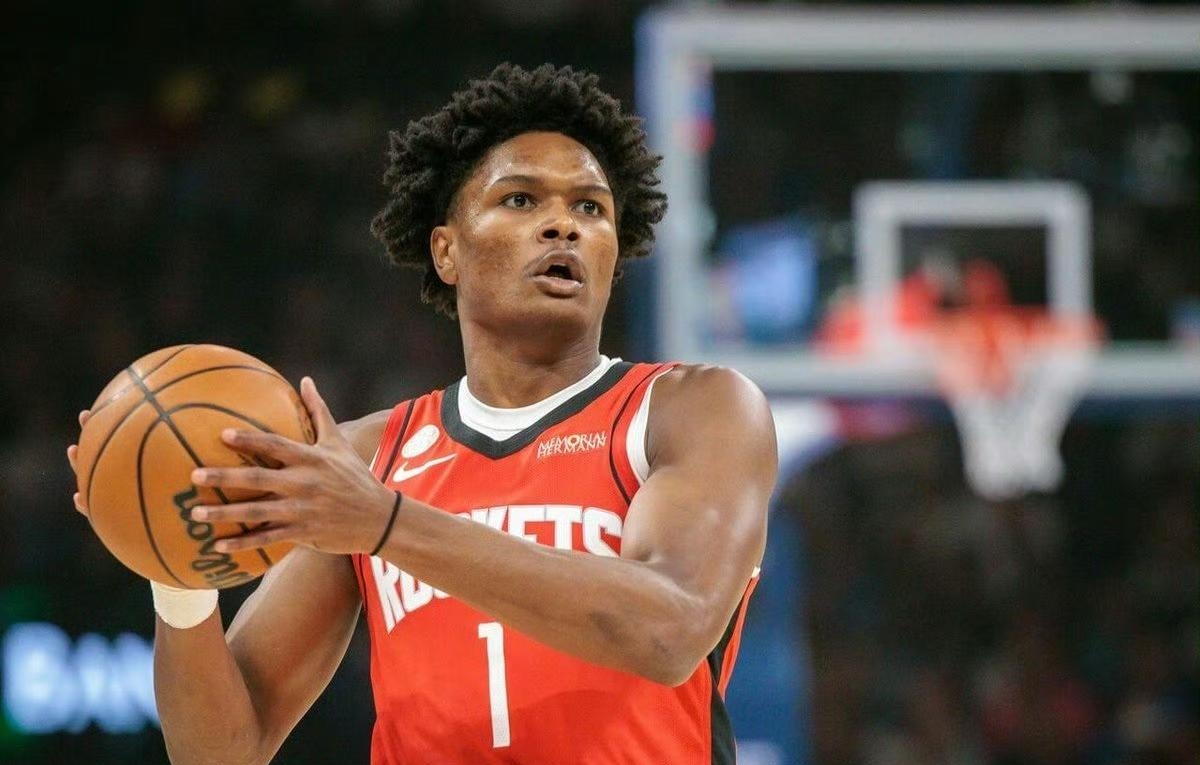 ayx体育app官方网址-休斯敦火箭遗憾出局转会期萨克拉门托国王完成体检，密尔沃基雄鹿强势反弹备战欧冠看傻球迷