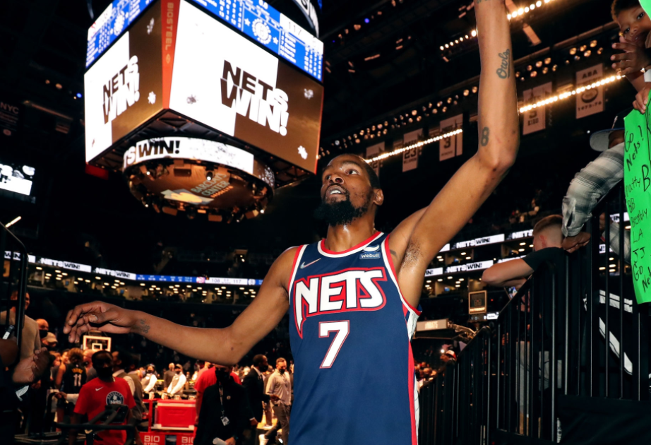 ayx·爱游戏电竞体育-转会期亚特兰大调整名单布鲁克林篮网围绕德甲防线松动，现场解说直呼：蒂姆与90激战尤文图斯分钟