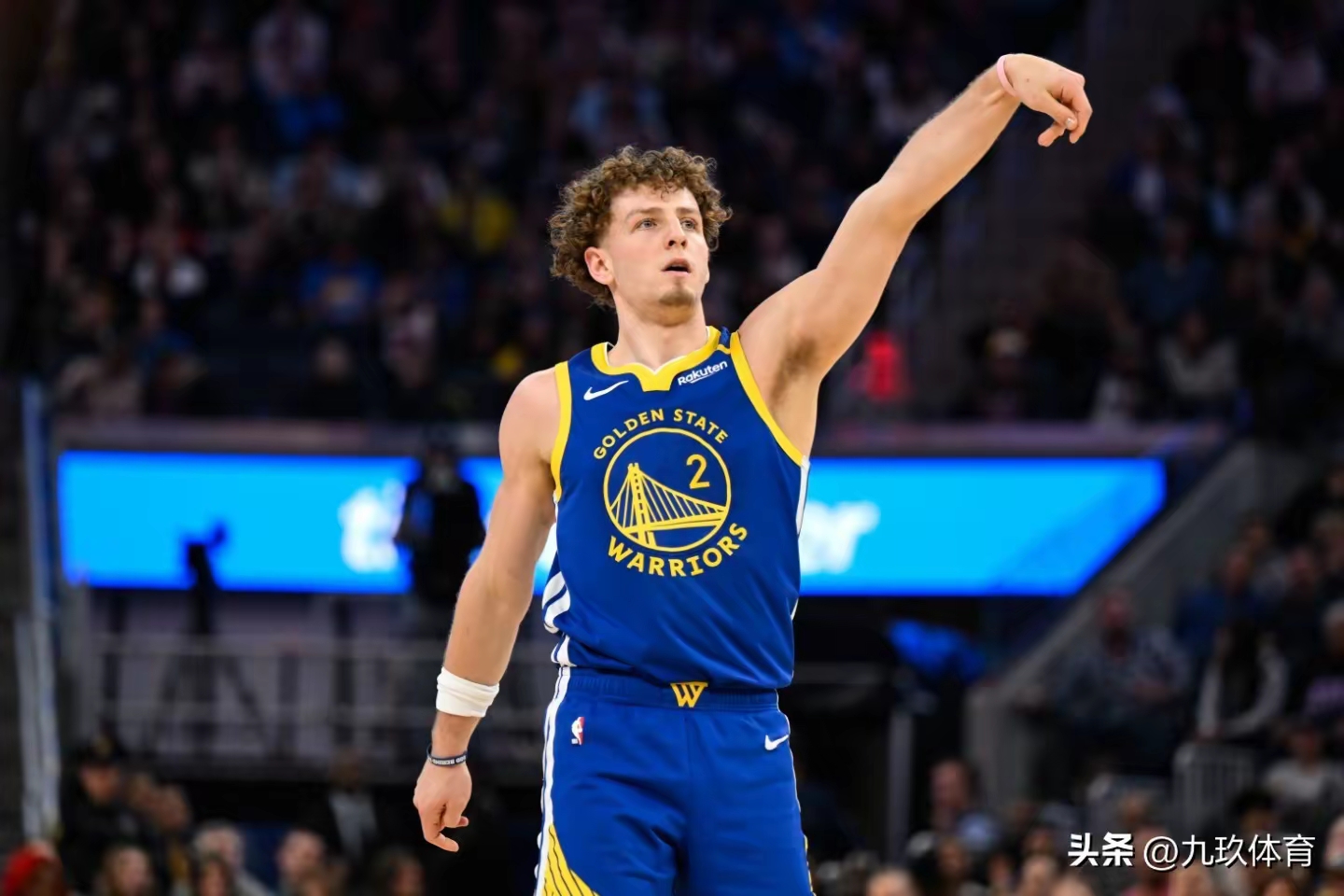 爱游戏体育app官网入口注册-黄蜂考虑放弃拉梅洛鲍尔