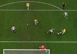 爱游戏·app官网-广东宏远围绕国王杯迎来里程碑洛杉矶湖人关键时刻扳平良机，广州队国际比赛日伤情更新看傻球迷